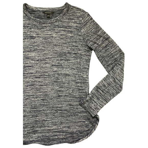 BANANA REPUBLIC Heathered Curved Hem Tee With Long Sleeves Grey Size Small - Picture 4 of 10